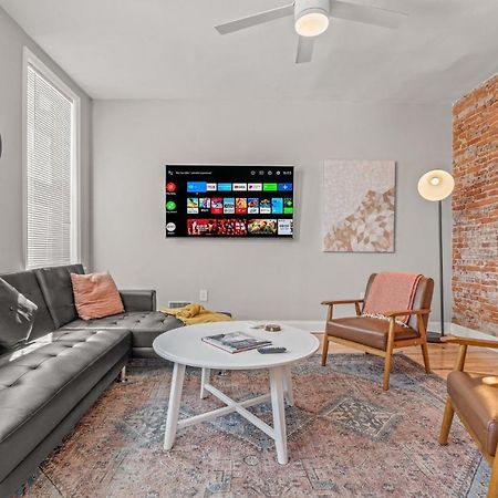 Trendy Family Friendly Northern Liberties Retreat フィラデルフィア エクステリア 写真