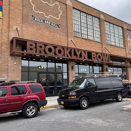 Trendy Family Friendly Northern Liberties Retreat フィラデルフィア エクステリア 写真