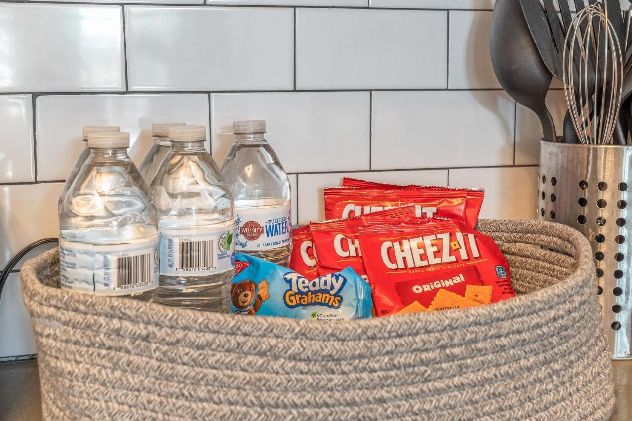 Trendy Family Friendly Northern Liberties Retreat フィラデルフィア エクステリア 写真